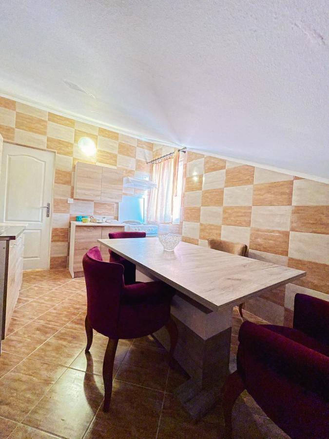 Vila Duricic 300M Od Mora Ξενοδοχείο Ðenovići Εξωτερικό φωτογραφία