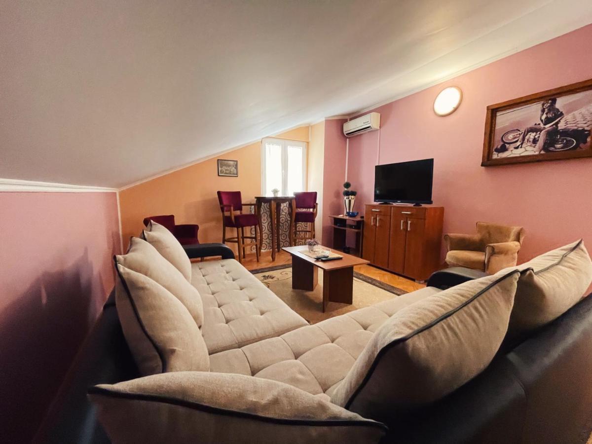 Vila Duricic 300M Od Mora Ξενοδοχείο Ðenovići Εξωτερικό φωτογραφία