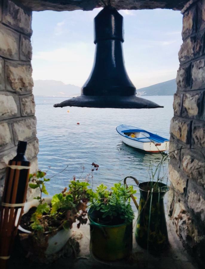 Vila Duricic 300M Od Mora Ξενοδοχείο Ðenovići Εξωτερικό φωτογραφία