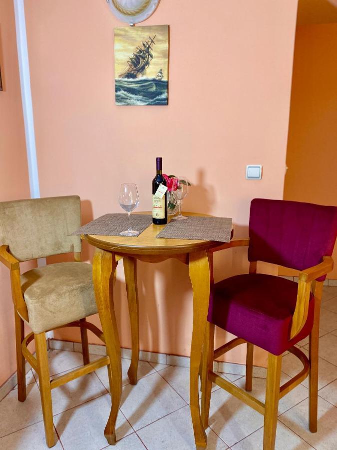 Vila Duricic 300M Od Mora Ξενοδοχείο Ðenovići Εξωτερικό φωτογραφία