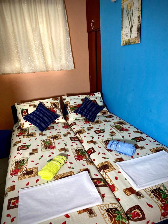Vila Duricic 300M Od Mora Ξενοδοχείο Ðenovići Εξωτερικό φωτογραφία